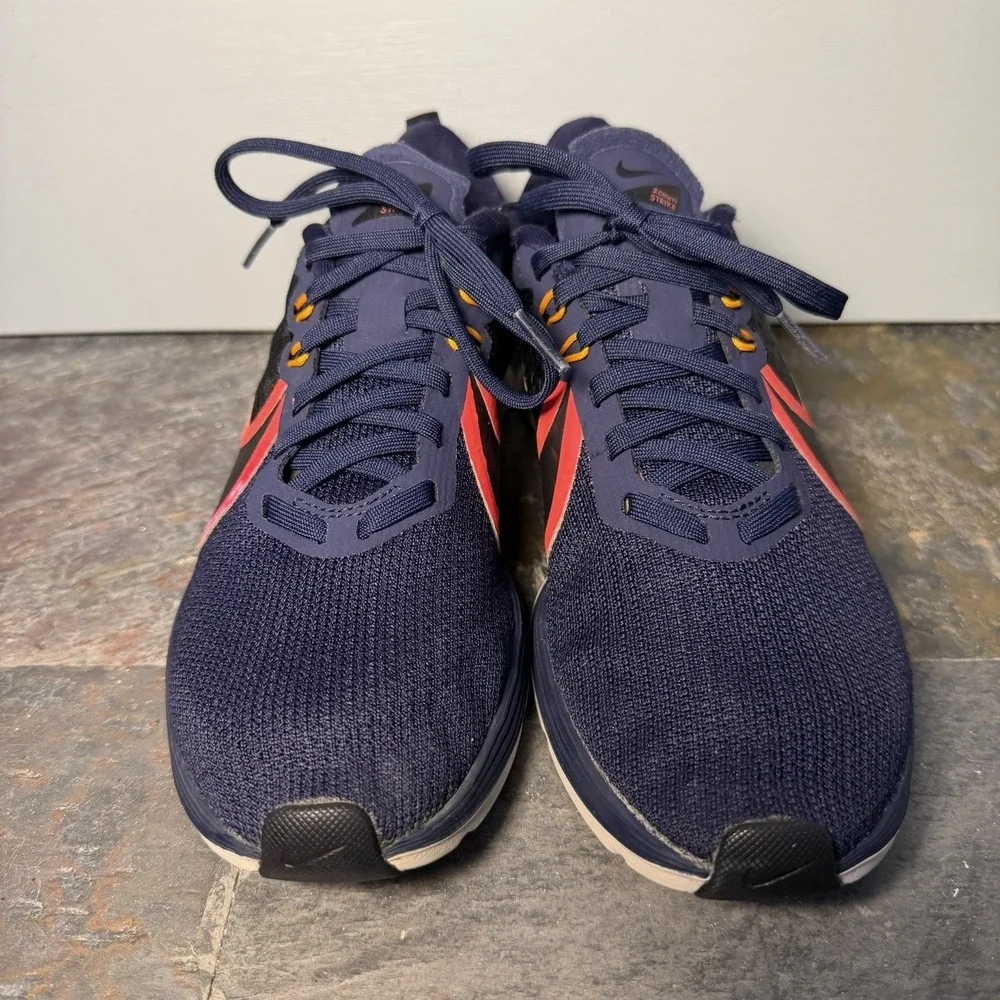 Nike Womens Zoom Strike 2 A01913400 Running Shoes Sneakers Size 7.5